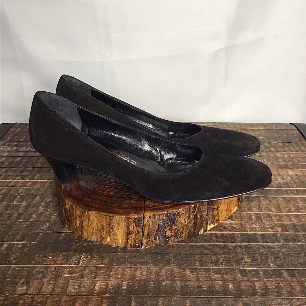 Salvatore Ferragamo Nero Buc Suede Heels sz7